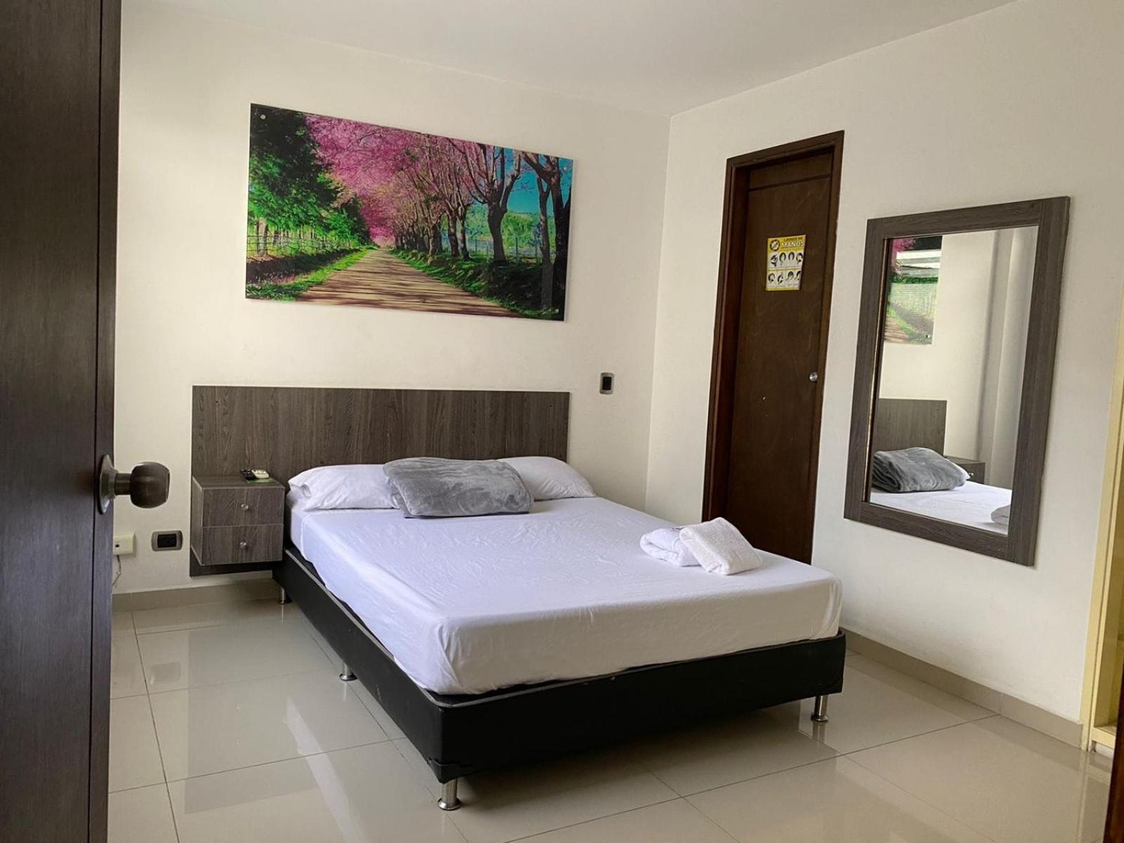 Hotel Jardin de Laureles à Medellín Extérieur photo